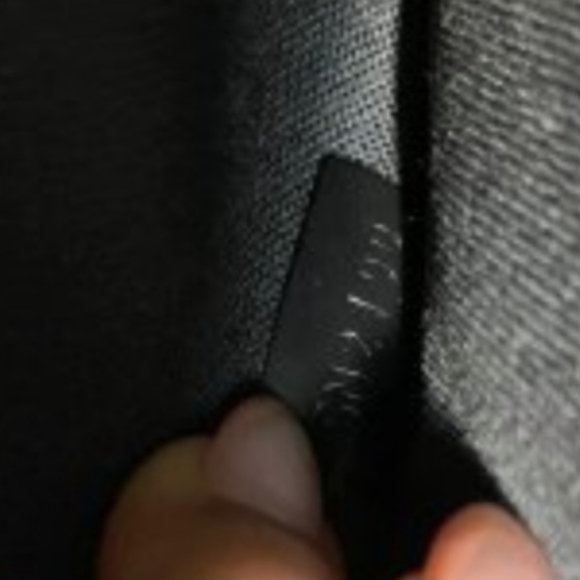 Epi hoche Clutch / Black - Picture 9 of 11